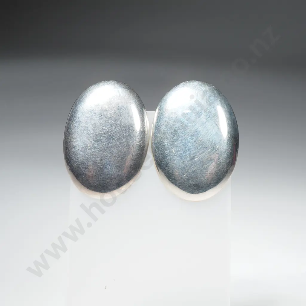 Sterling Silver Oval Clip on Earrings Image 1++