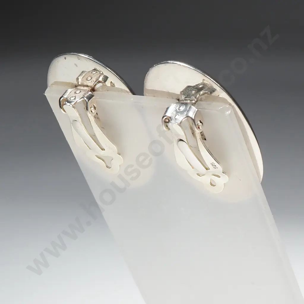 Sterling Silver Oval Clip on Earrings Image 1++