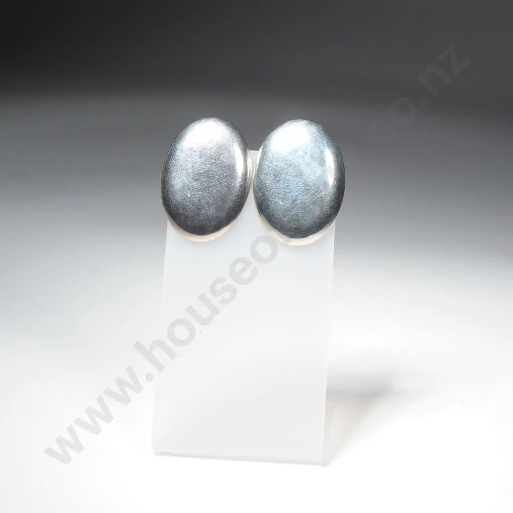 Sterling Silver Oval Clip on Earrings Image 1++