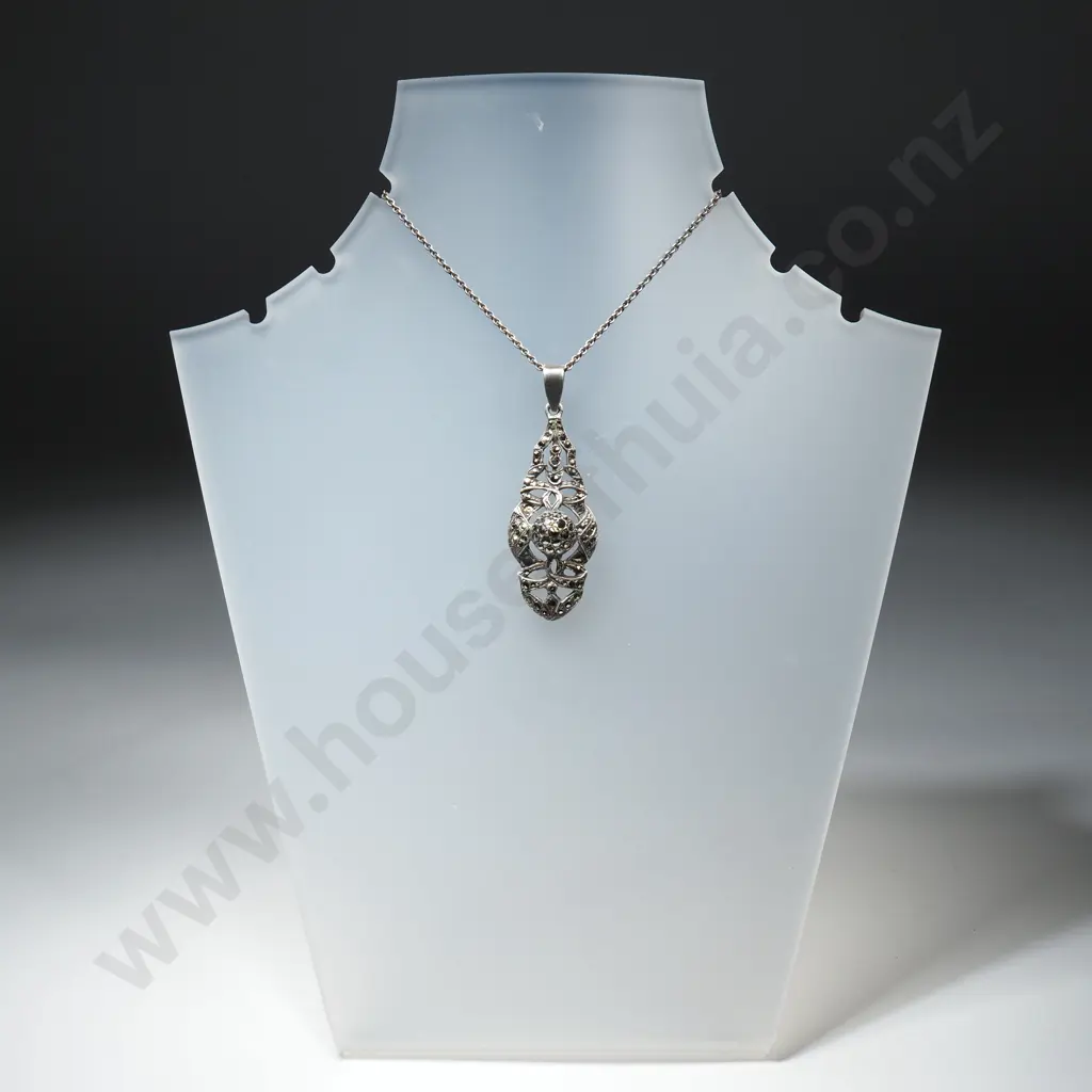 Vintage Sterling Silver Marcasite Pendant / Necklace Image 1++