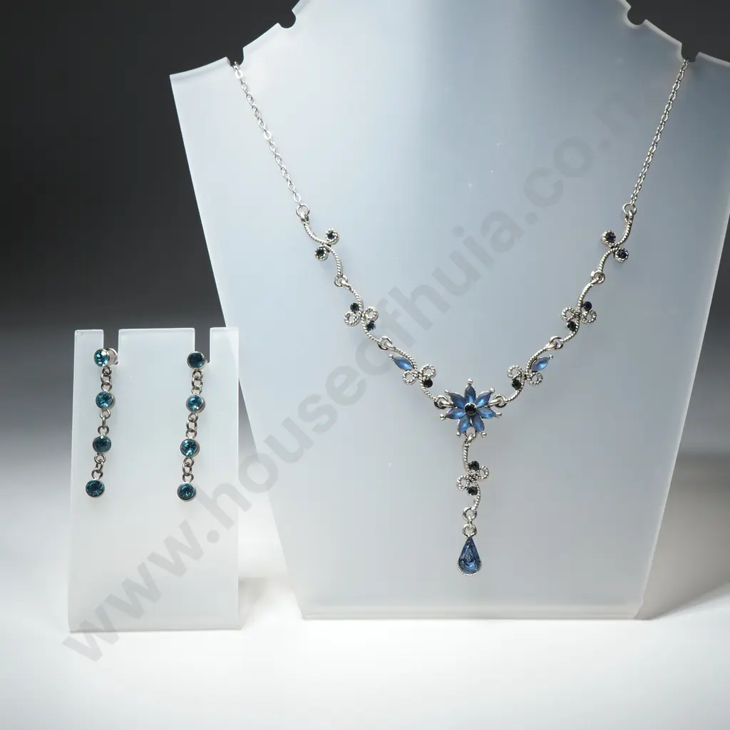 Fancy Costume Earring Set Image 1++