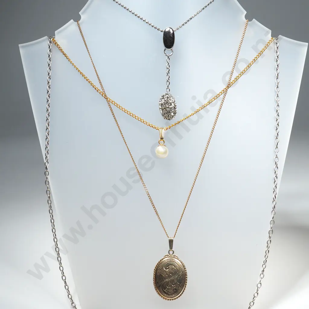 Assorted Lot of Costume Jewellery incl Rolled Gold Pendant Image 1++