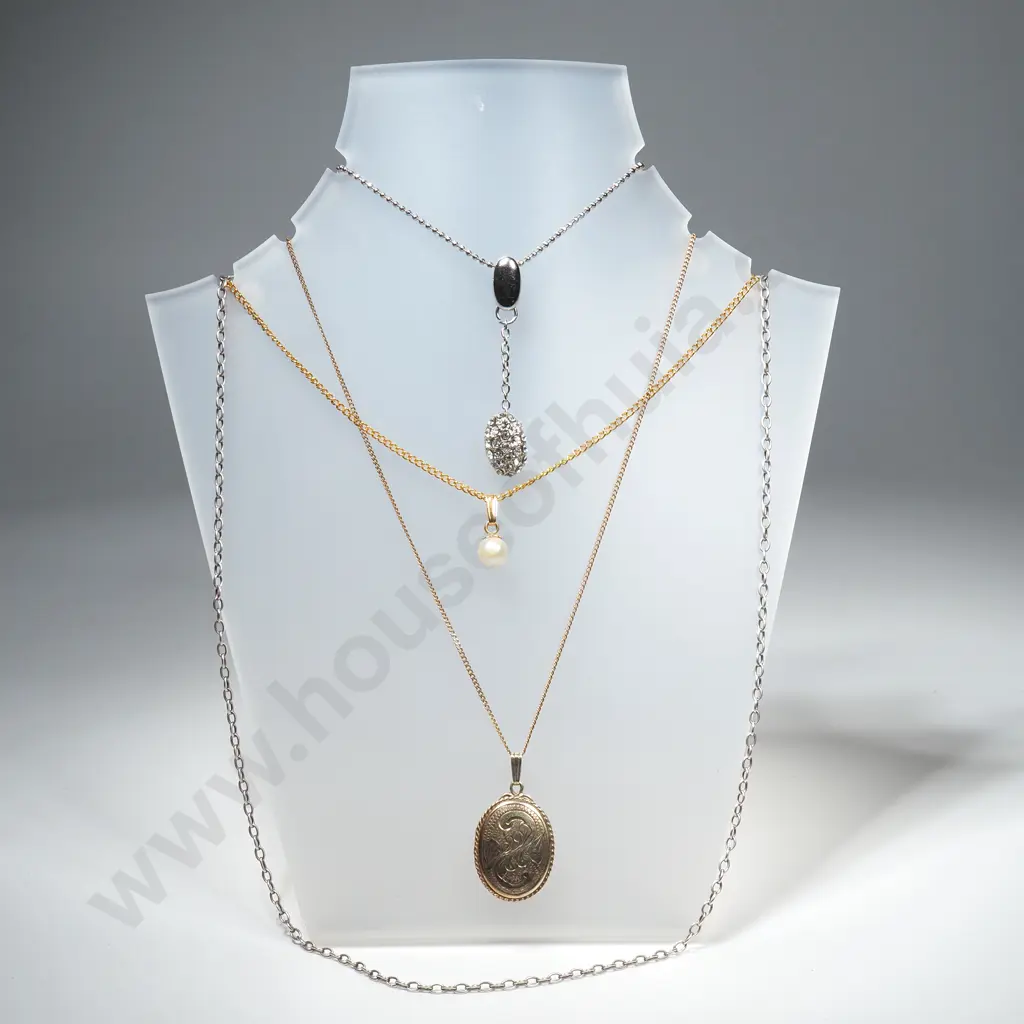 Assorted Lot of Costume Jewellery incl Rolled Gold Pendant Image 1++