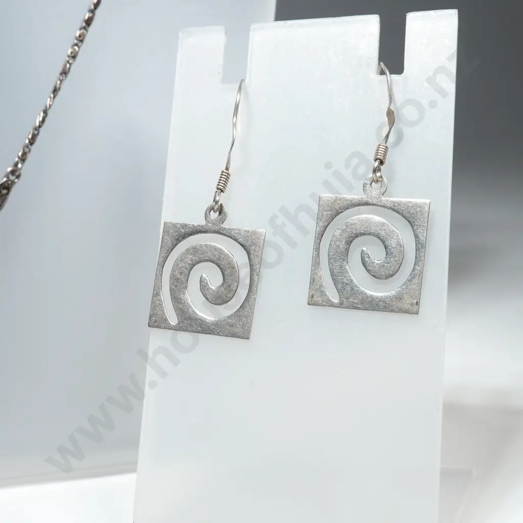 Assorted Sterling Silver Items Image 1++