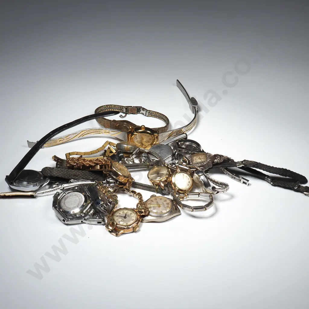 Quantity Of Vintage Ladies Wristwatches Image 1++