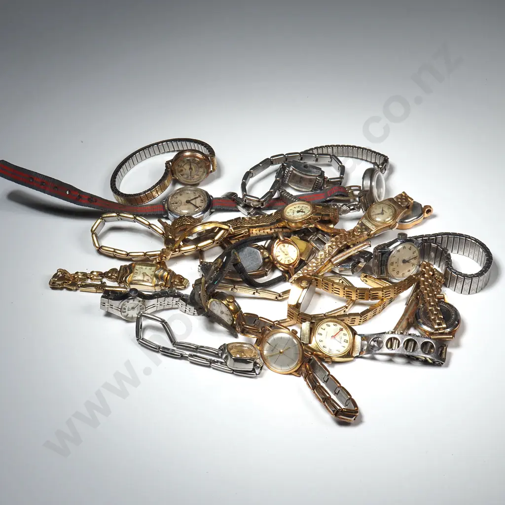 Quantity Of Vintage Ladies Wristwatches Image 1++