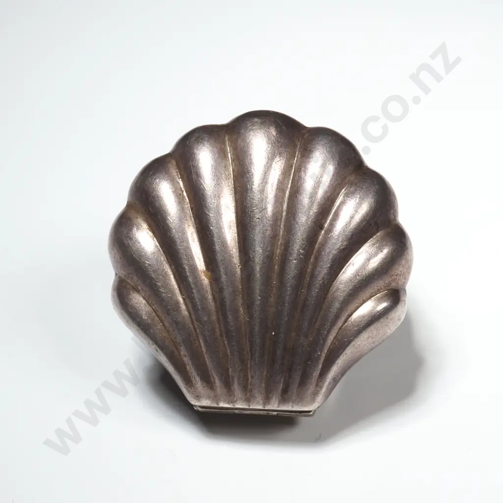 Sterling Silver Shell Pill Box Image 1++