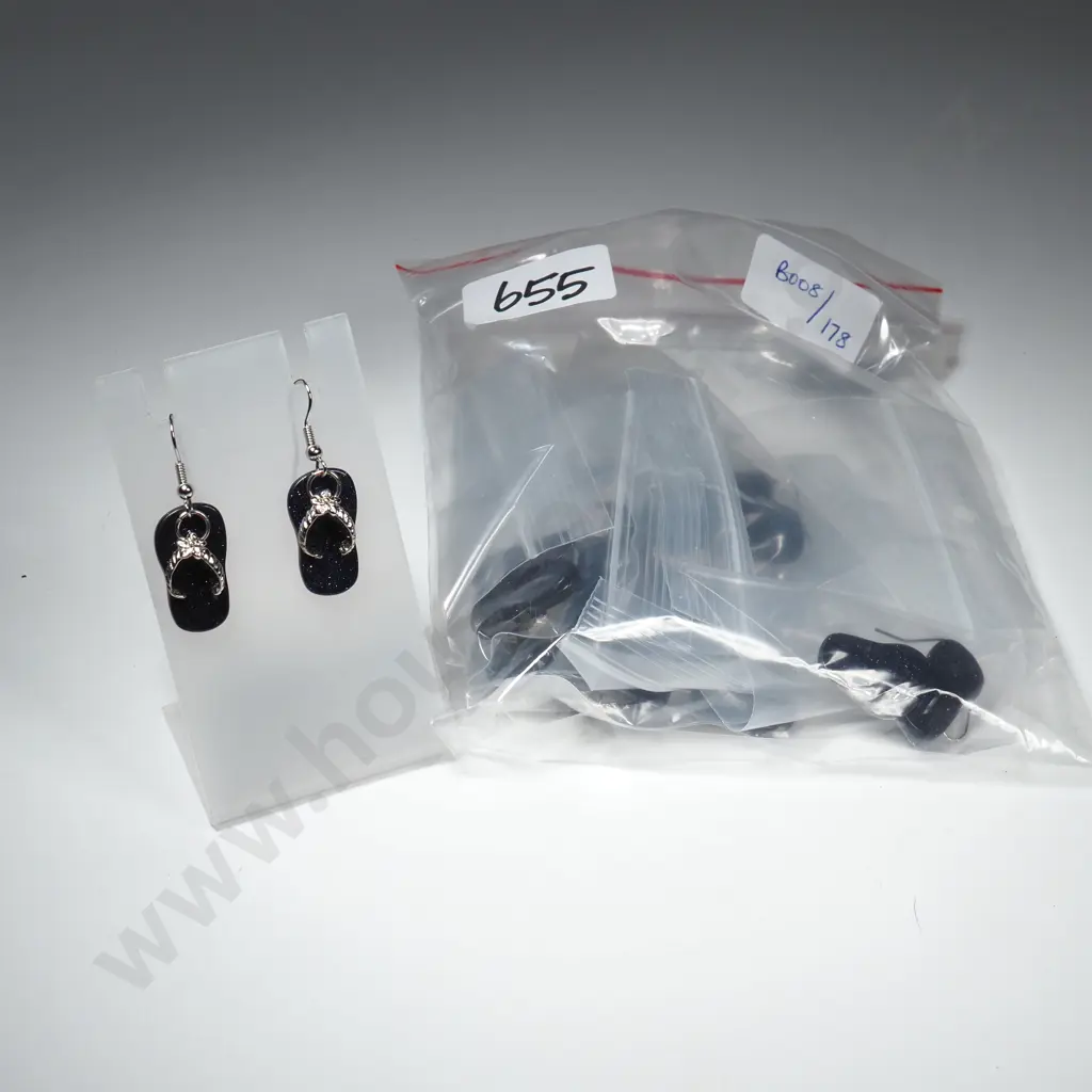 Ten Bluestone Hook Earrings in the Form of Jandals Image 1++