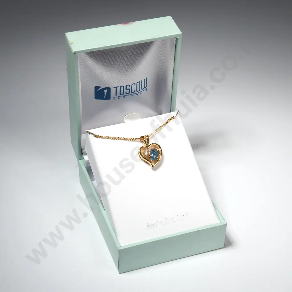 Box Toscow Gold Tone & Australian Opal Pendant Image 1++