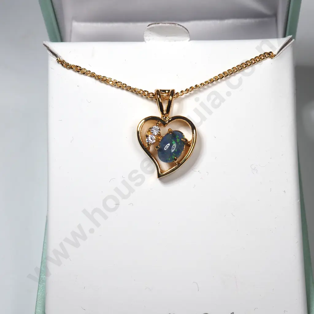 Box Toscow Gold Tone & Australian Opal Pendant Image 1++