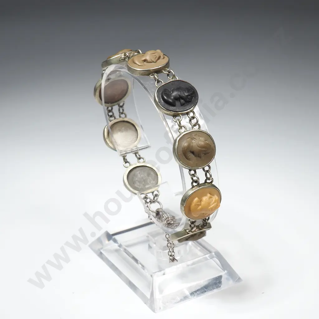 Italian Carved Stone Intaglio Bracelet Image 1++