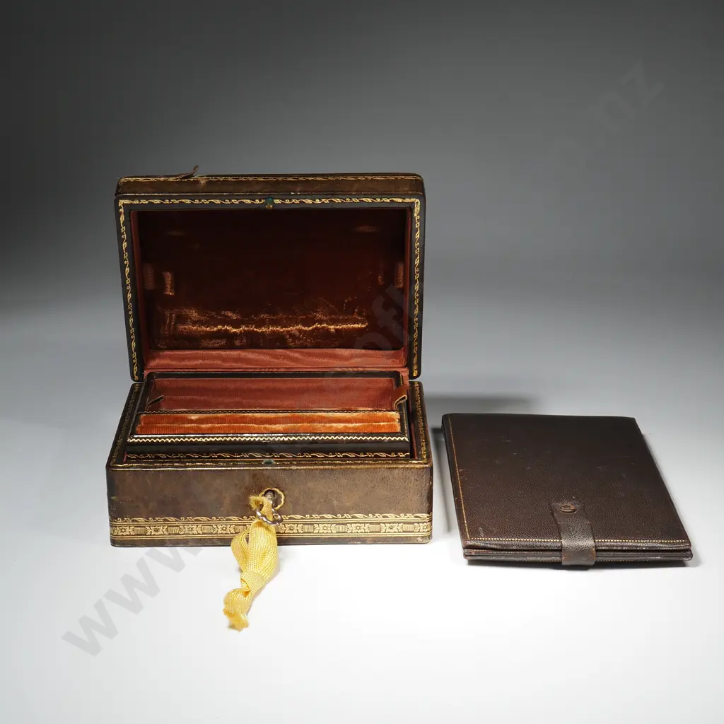 Leather Jewelley Box with Tooled Decoration & A Travelling Leather Photo Frame  Image 1++