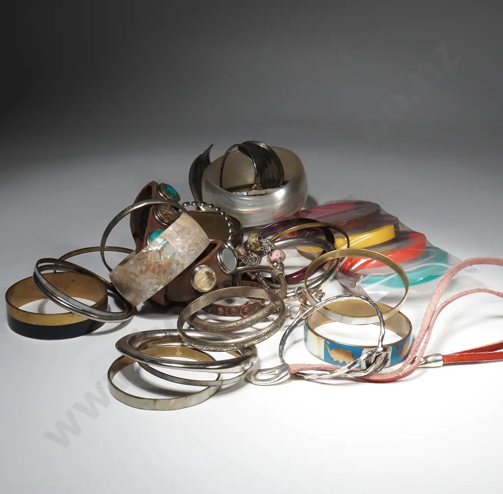 Large Quantity Of Bangles In Various Materials Image 1++