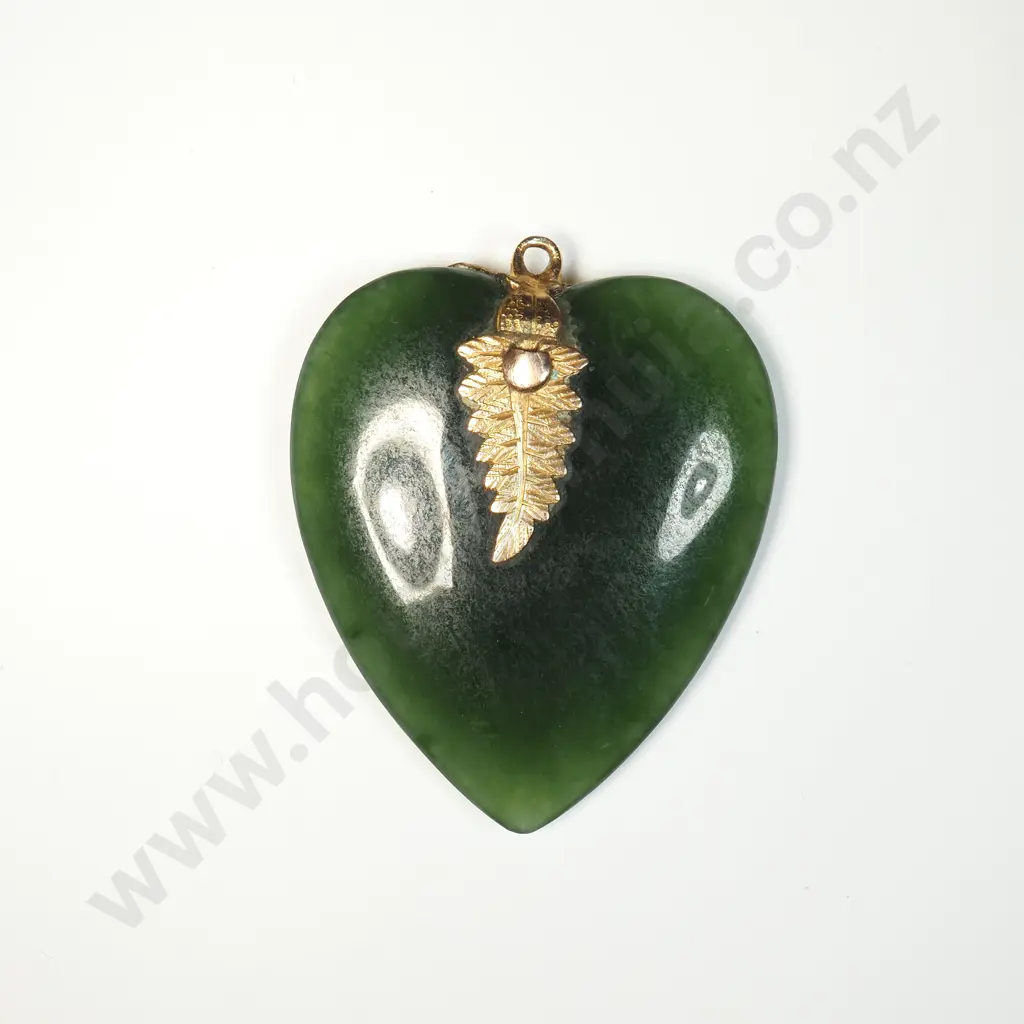 Colonial 9ct Gold Greenstone Heart Pendant - w Later Repair Image 1++