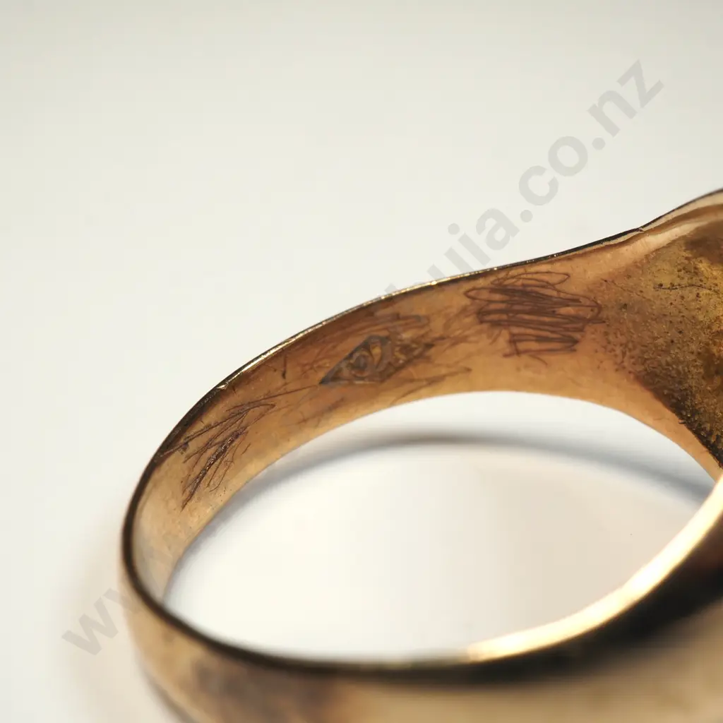 Antique 9ct Gold Carnelian Signet Ring Image 1++