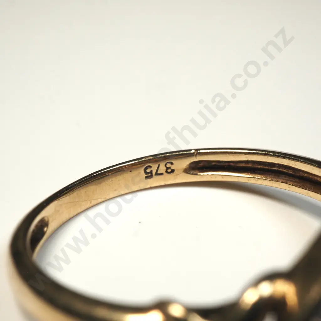 9ct Gold Diamond Cluster Ring Image 1++