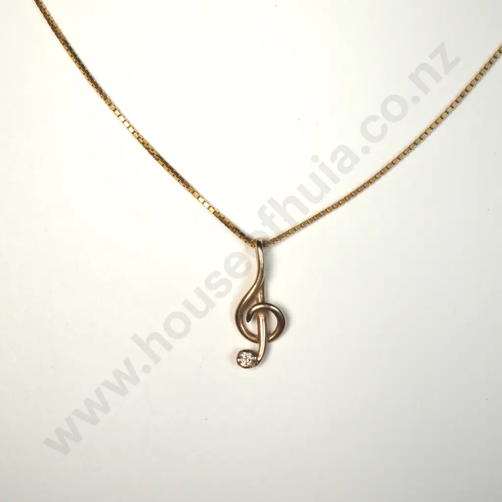 9ct Gold Chain & Pendant Image 1++