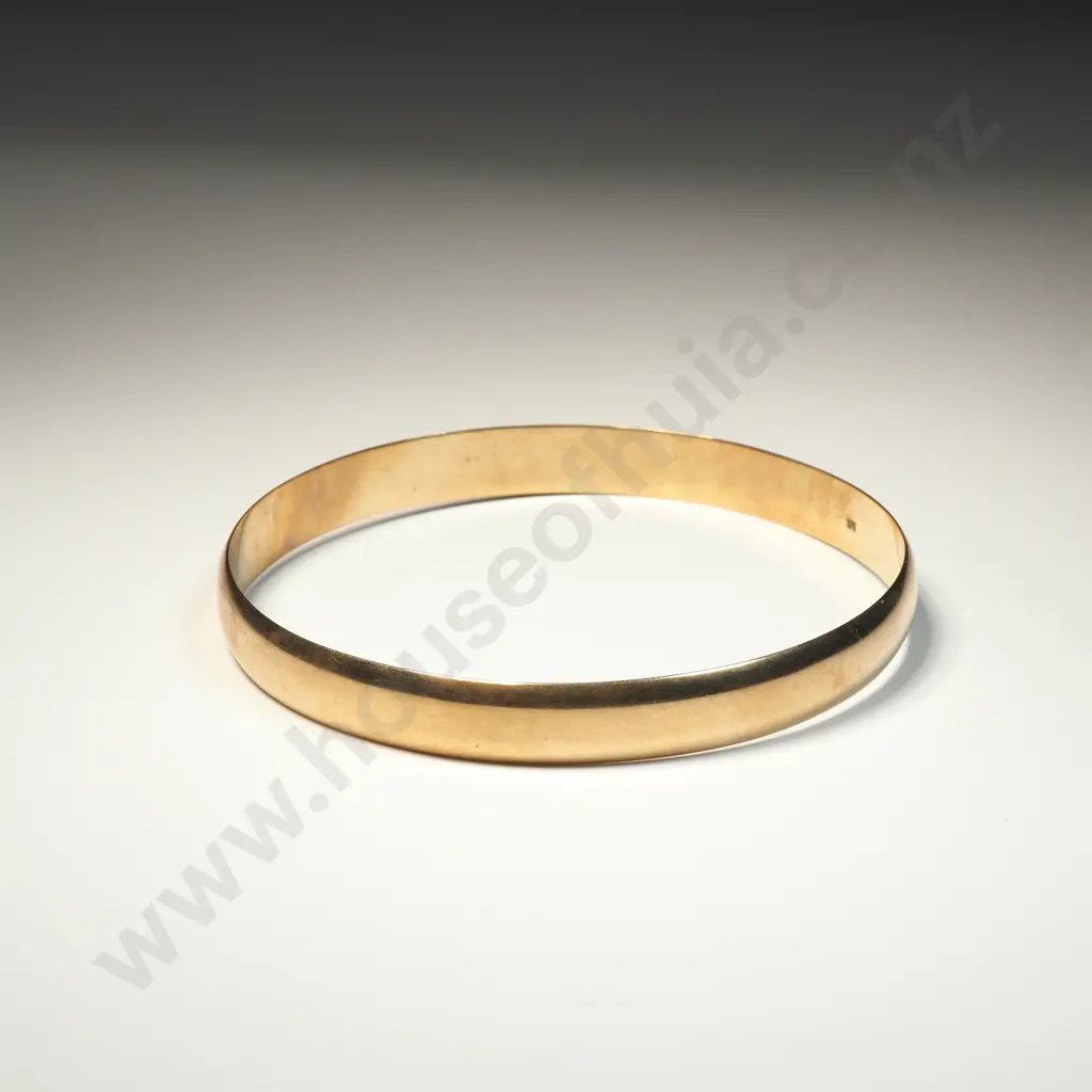 9ct Gold Round Bangle Image 1++