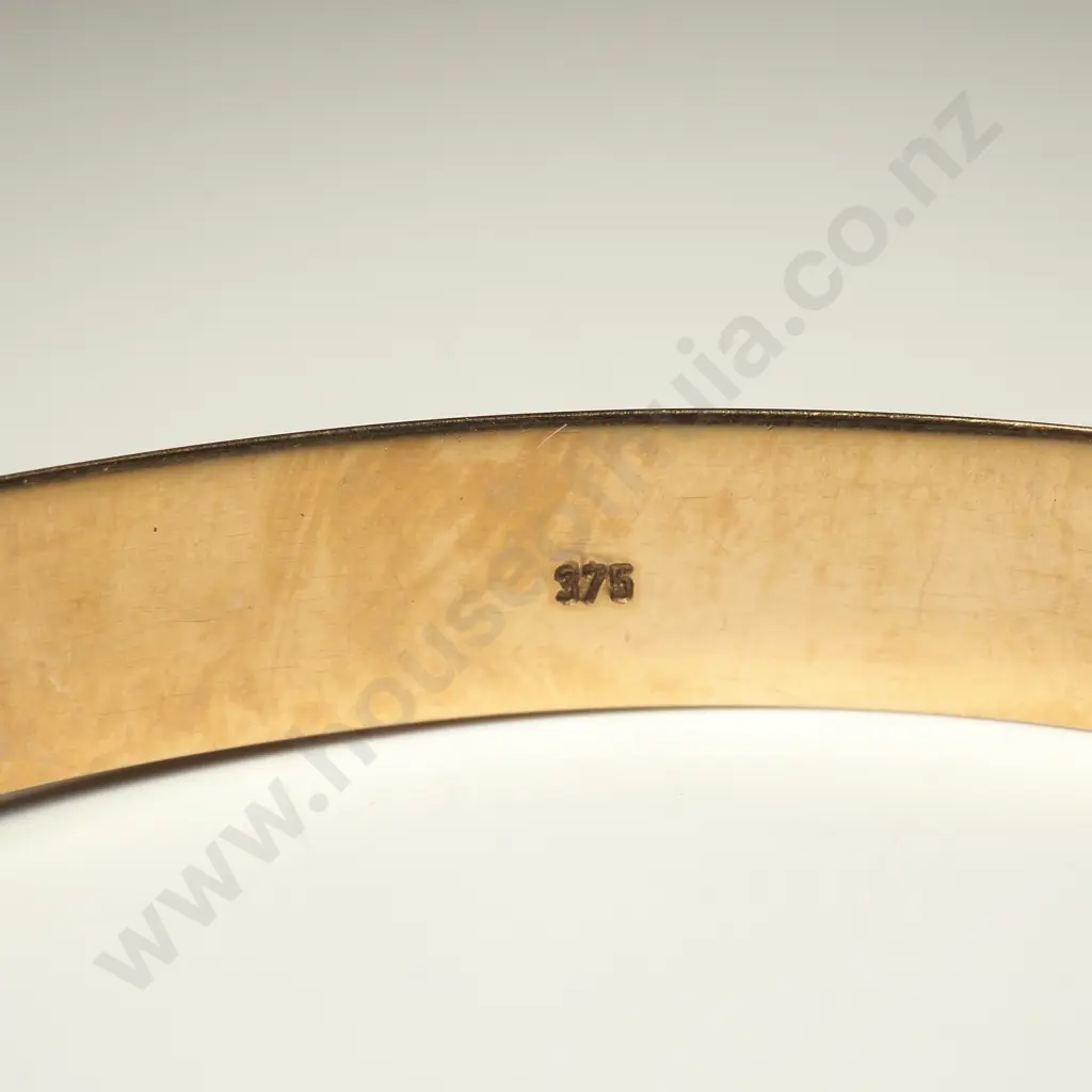 9ct Gold Round Bangle Image 1++