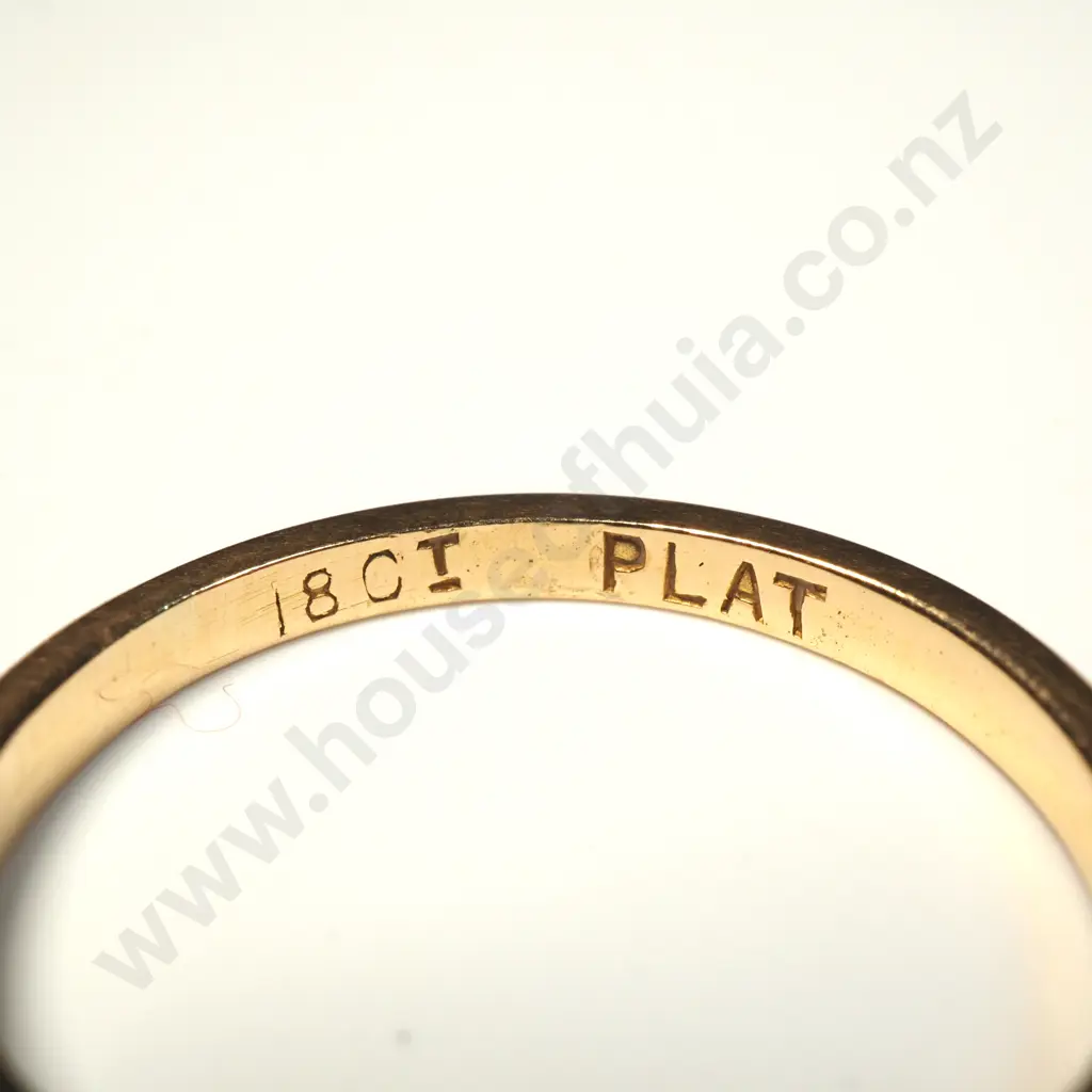 18ct Gold Solitaire Diamond Ring Image 1++