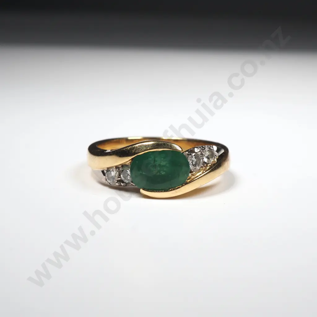 18ct Gold Diamond & Emerald Ring w Valuation for $5,132.00 Image 1++