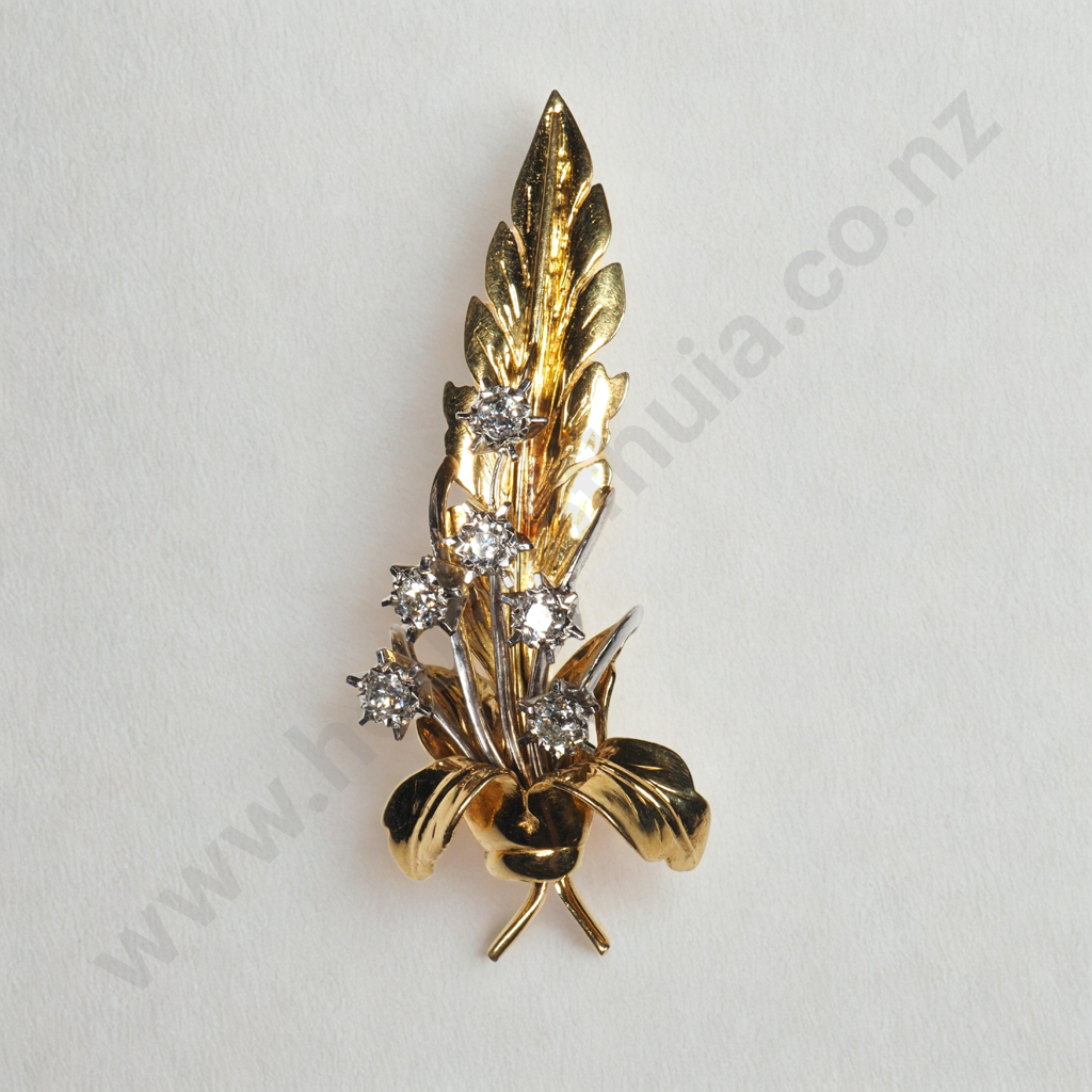 Exceptional 18ct Gold Diamond Flower Brooch w Valuation for $5,500.00 Image 1++