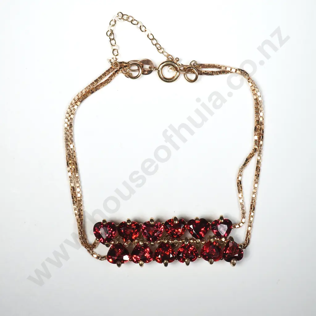 9ct Gold Garnet Bracelet w Valuation for $1000.00 Image 1++
