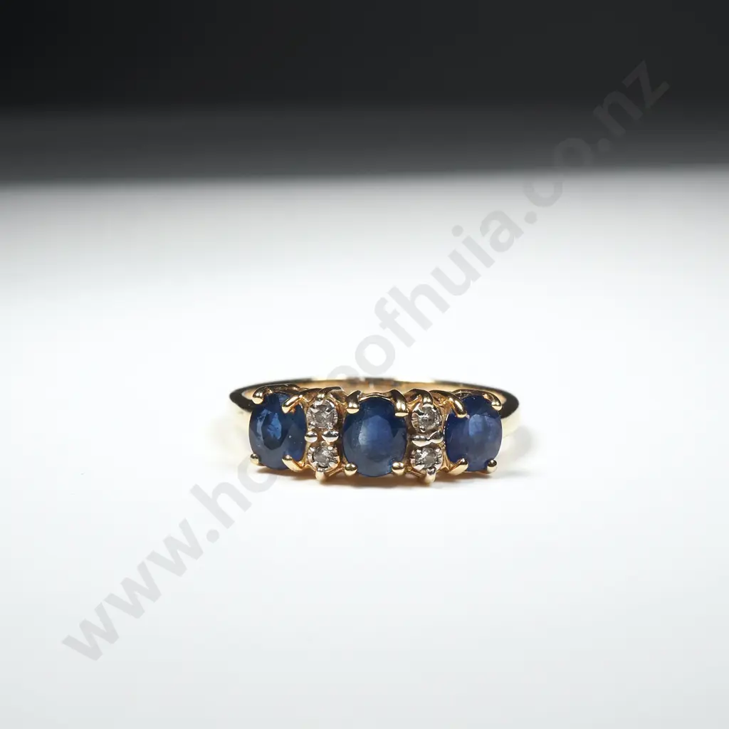 14ct Gold Sapphire & Diamond Ring Image 1++