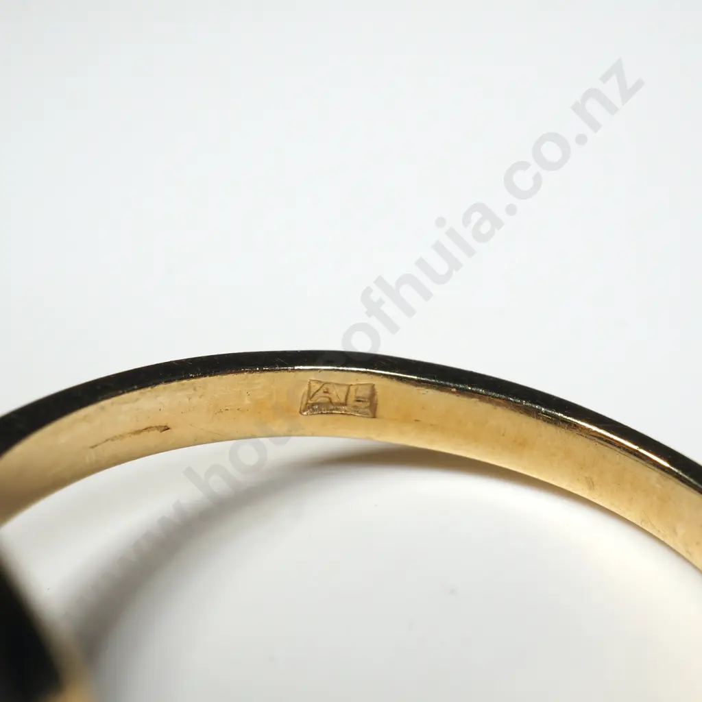 18ct Gold Sapphire & Diamond Ring w Valuation for $5,605.00 Image 1++