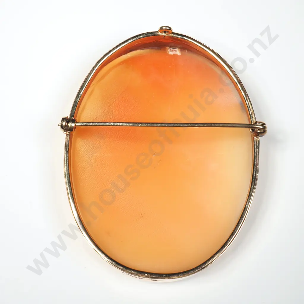 Large 9ct Gold Cameo Brooch w English Hallmarks Image 1++