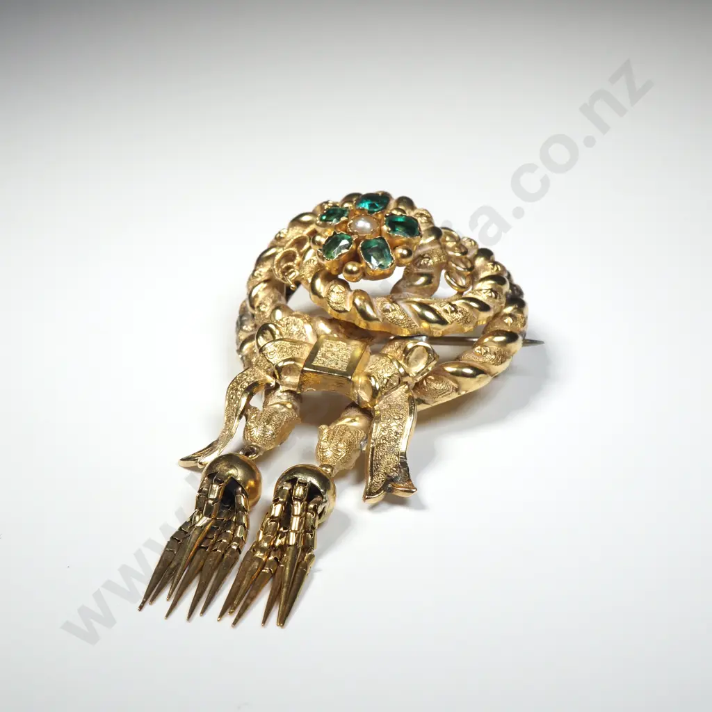 9ct Ornate Gold Victorian Brooch w Emeralds A/F Image 1++