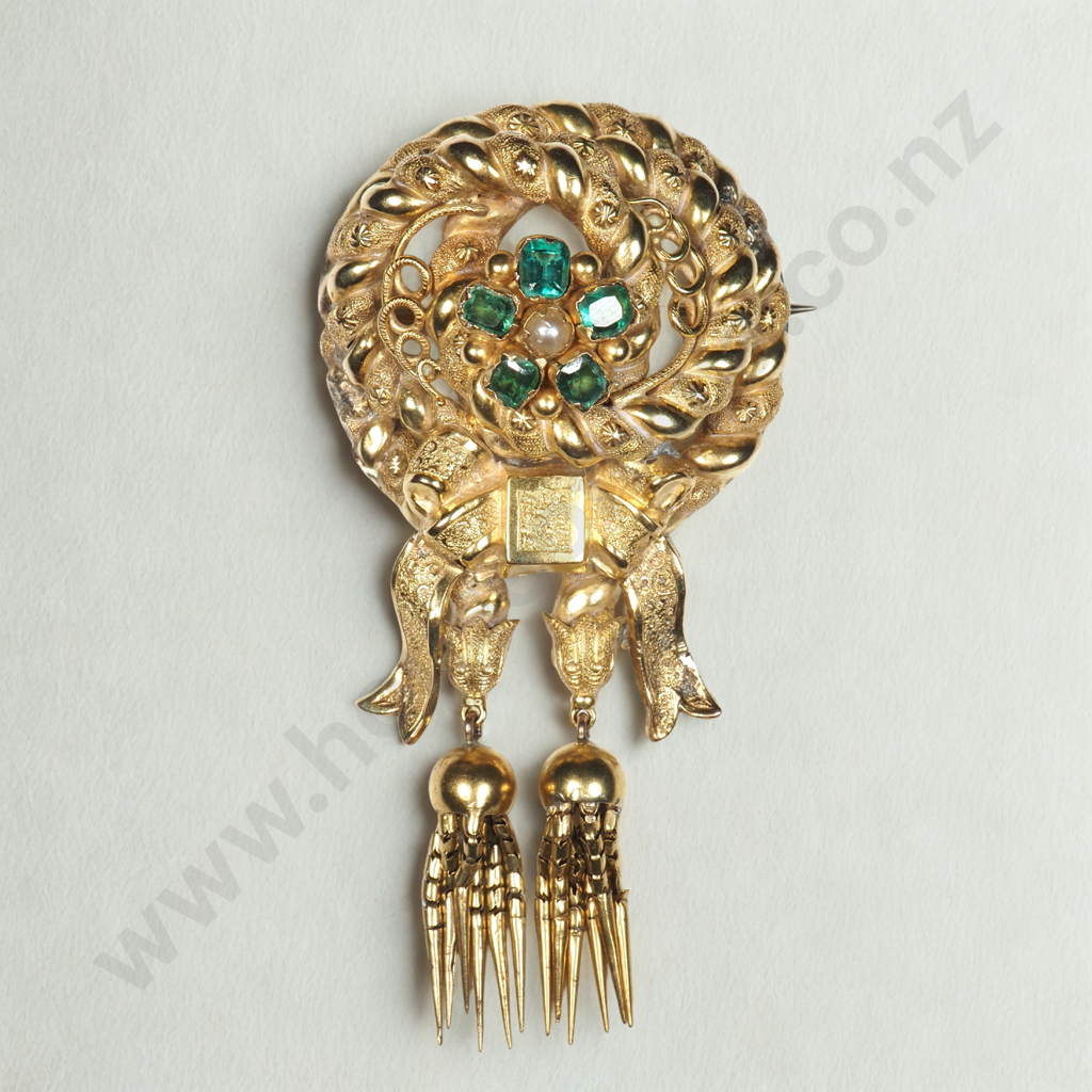 9ct Ornate Gold Victorian Brooch w Emeralds A/F Image 1++