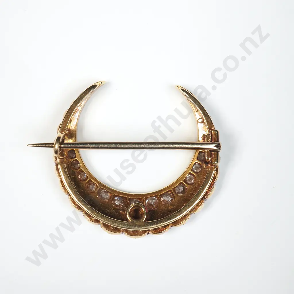 Antique 18ct Gold Diamond & Pearl Crescent Moon Brooch Image 1++