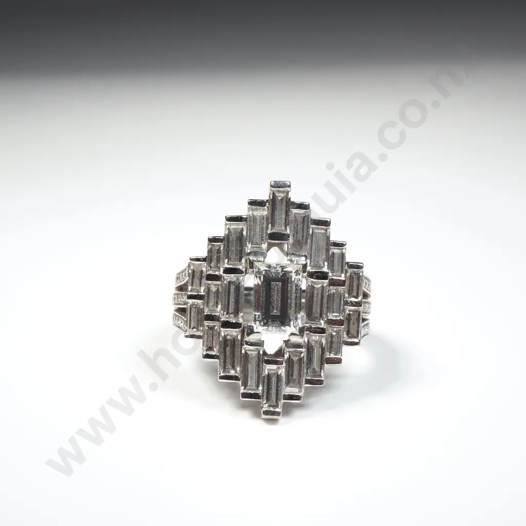 18ct White Gold Baguette Diamond Manhattan Ring w Valuation of $35,800.00 Image 1++