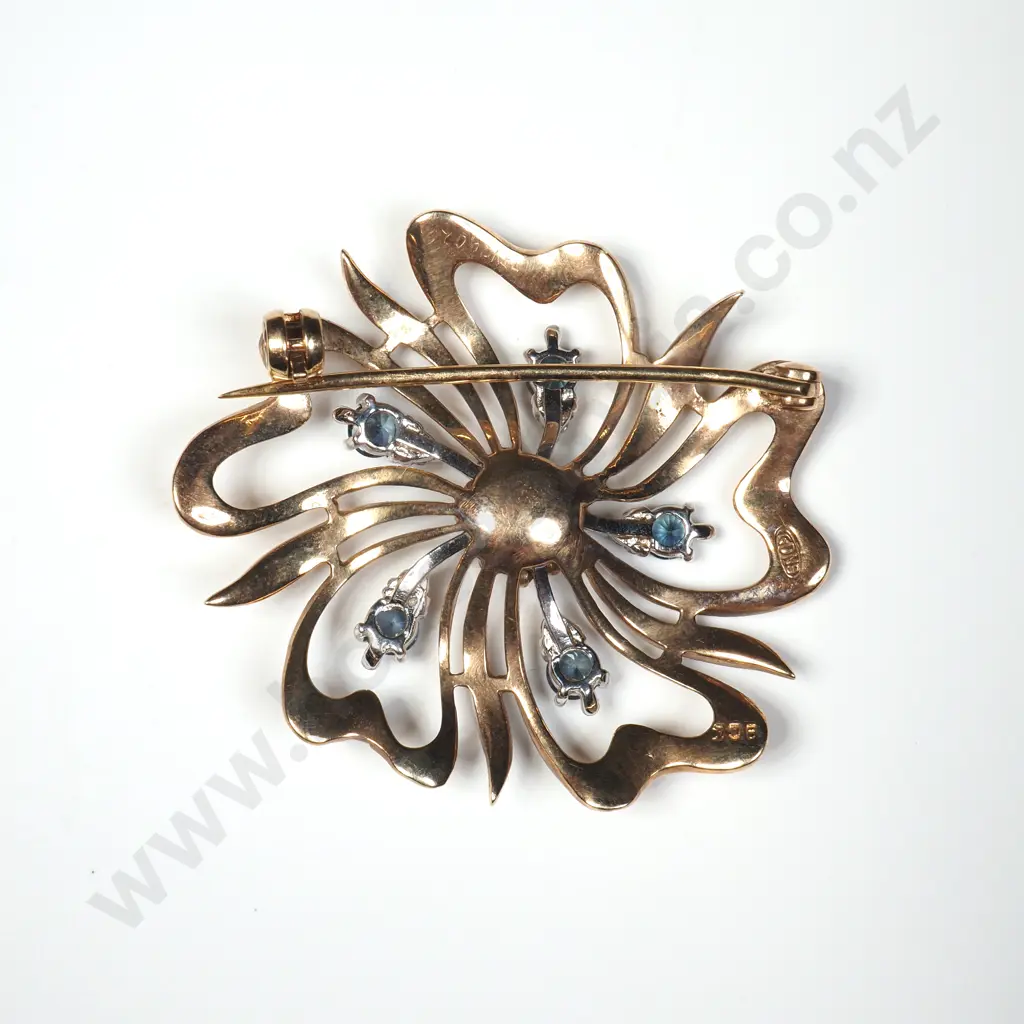 9ct Gold Sapphire & Diamond Brooch Image 1++