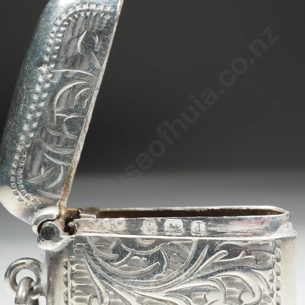 Decorative Antique Sterling Silver Vesta w Swirl Engraving Image 1++