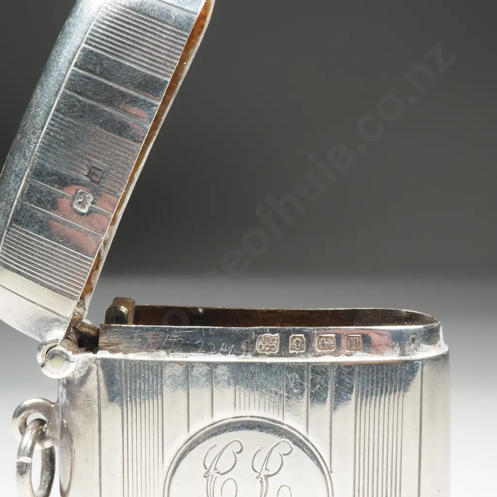 Decorative Antique Sterling Silver Vesta - Engraved 18 / 9 / 28 JM Image 1++