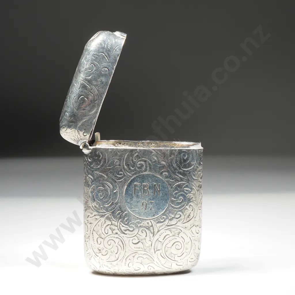 Antique Sterling Silver Vesta w Swirl Engraving Image 1++