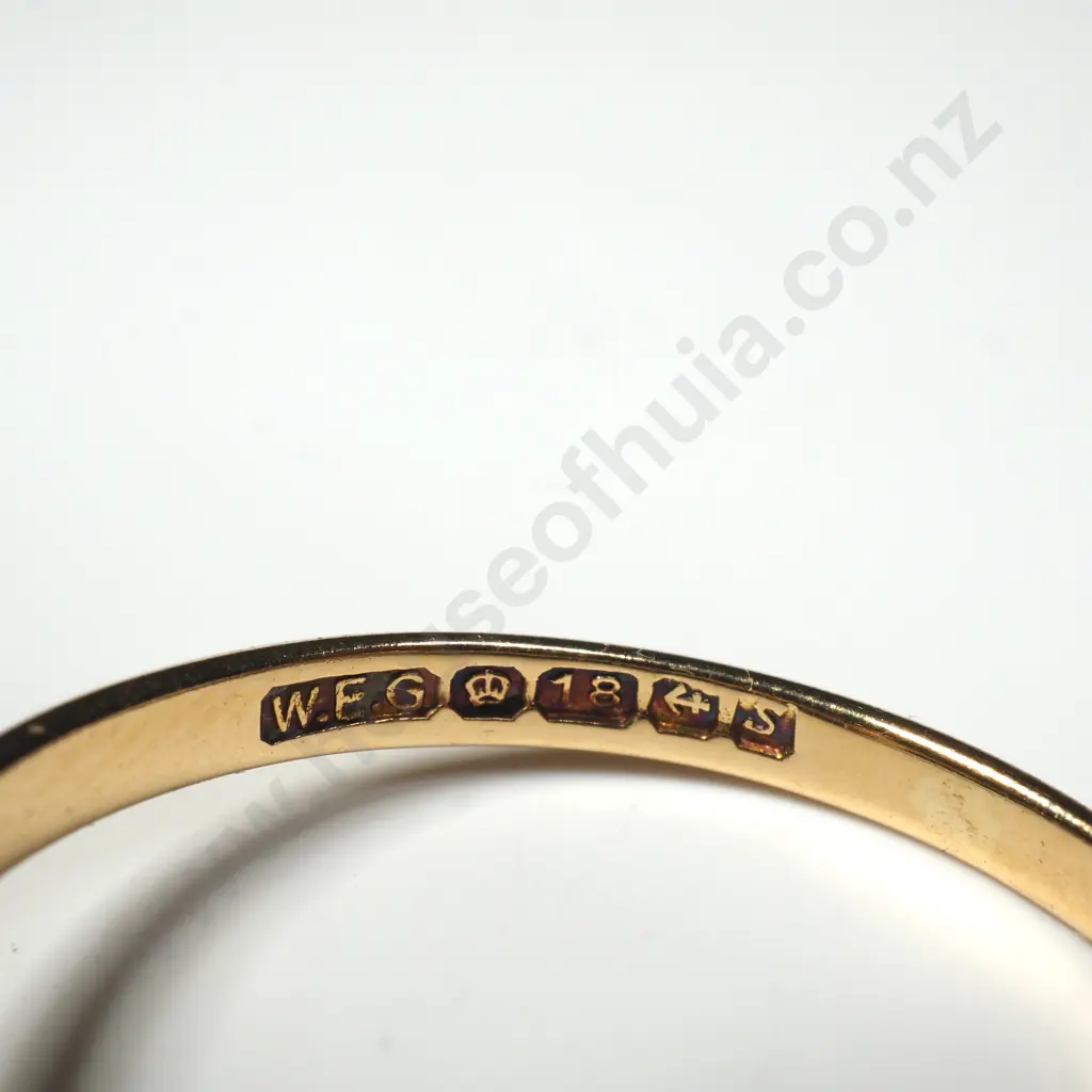 18ct Gold Blue Gem Ring w English Hallmarks Image 1++