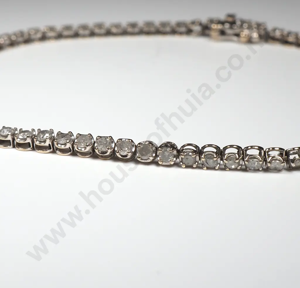 18ct Gold Diamond Tennis Bracelet w 2 Carats of Diamonds Image 1++