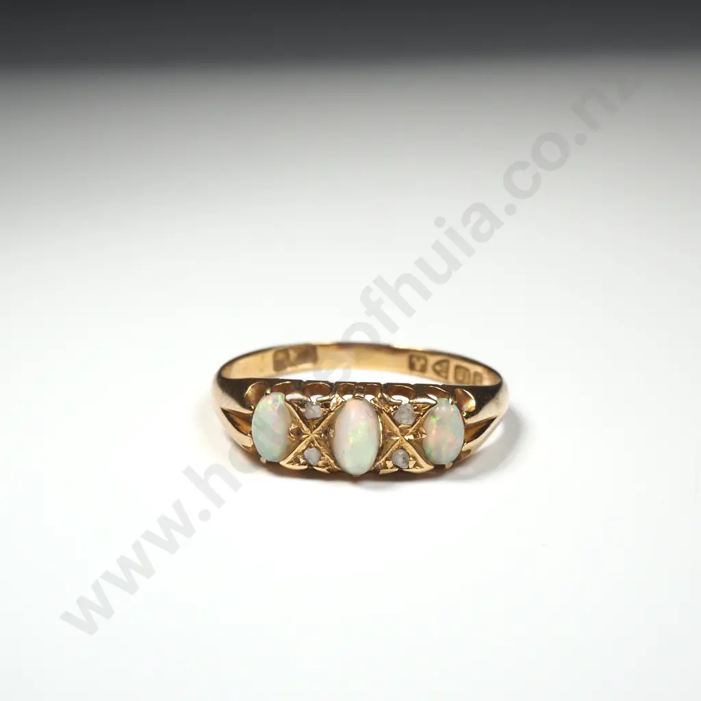 Antique 18ct Gold Opal & Diamond Ring w English Hallmarks Image 1++