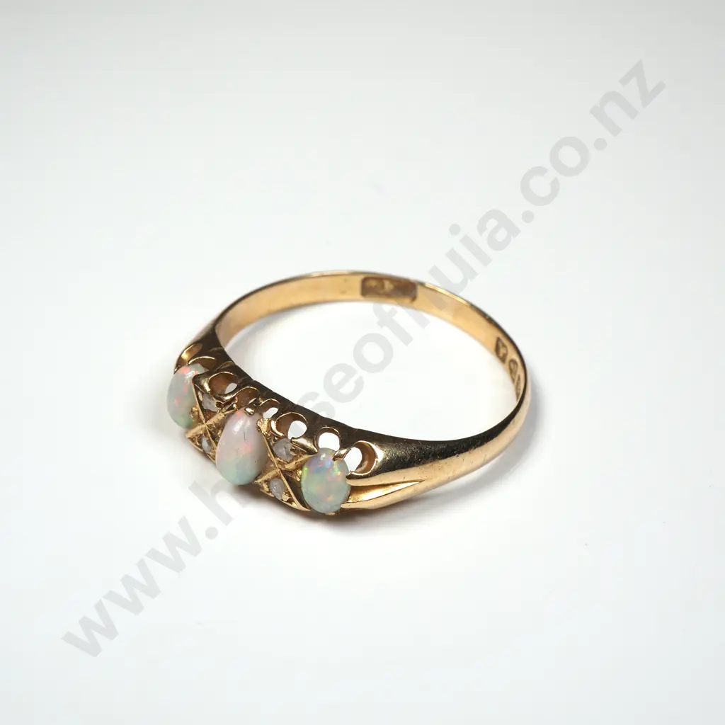 Antique 18ct Gold Opal & Diamond Ring w English Hallmarks Image 1++