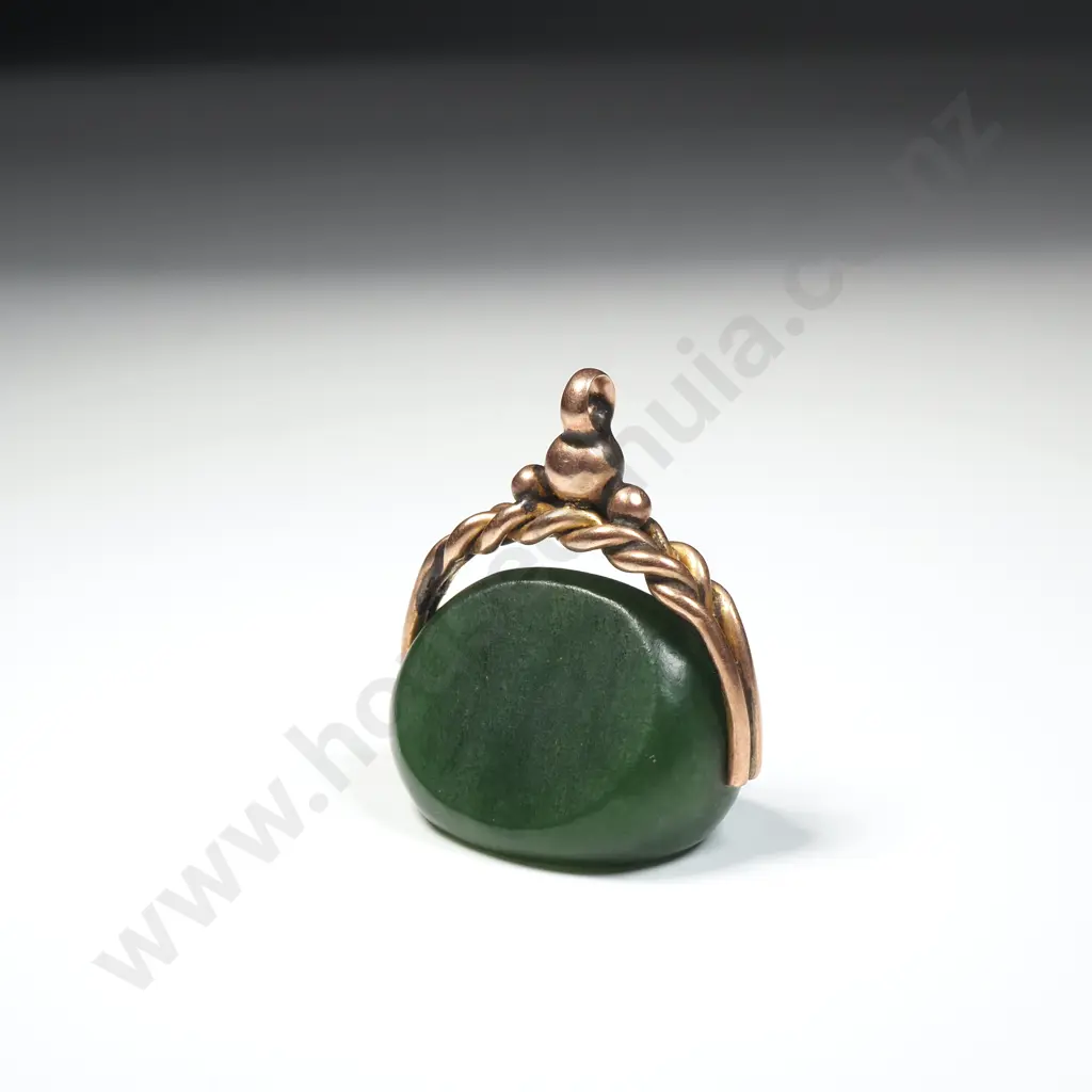 Antique Colonial 9ct Gold Greenstone Spinner Pendant Image 1++