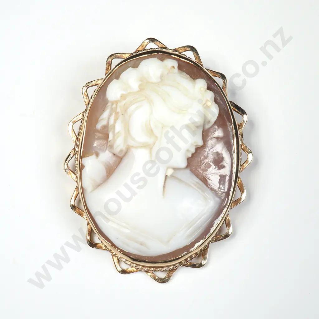 Vintage 9ct Gold Cameo Brooch w English Hallmarks Image 1++