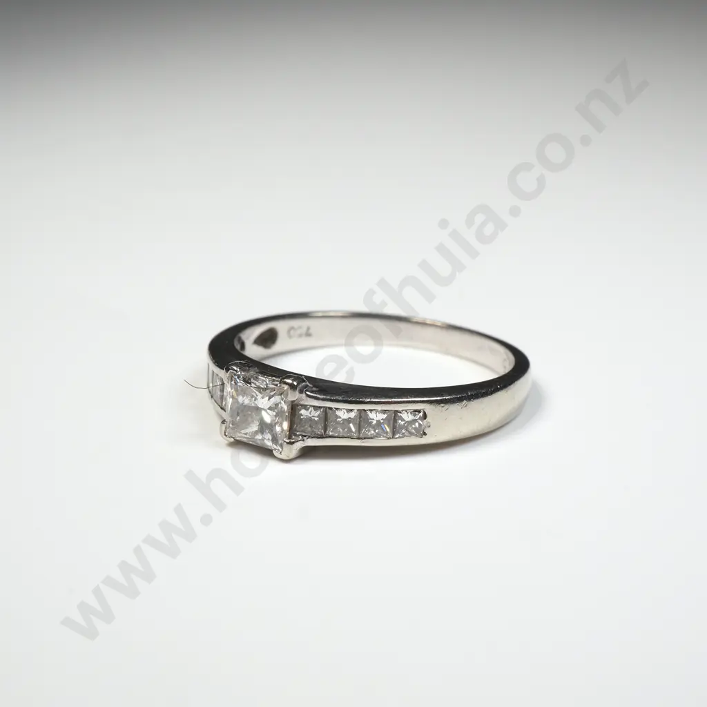 Vintage 18ct Gold Diamond Ring w Valuation for $5,250.00 Image 1++