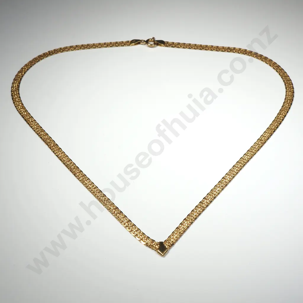 18ct Gold Necklace Image 1++