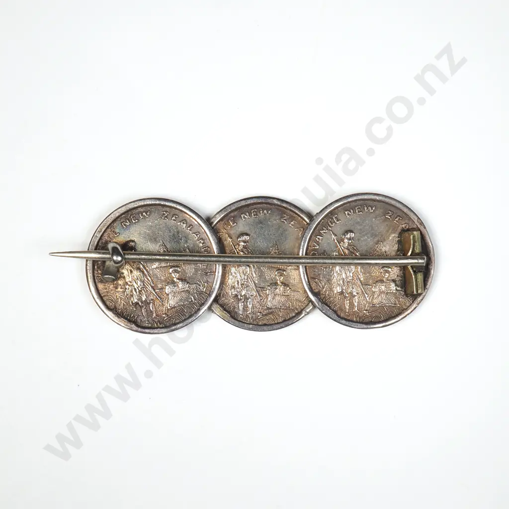 1889 New Zealand & South Seas Exhibition Silver Brooch Image 1++