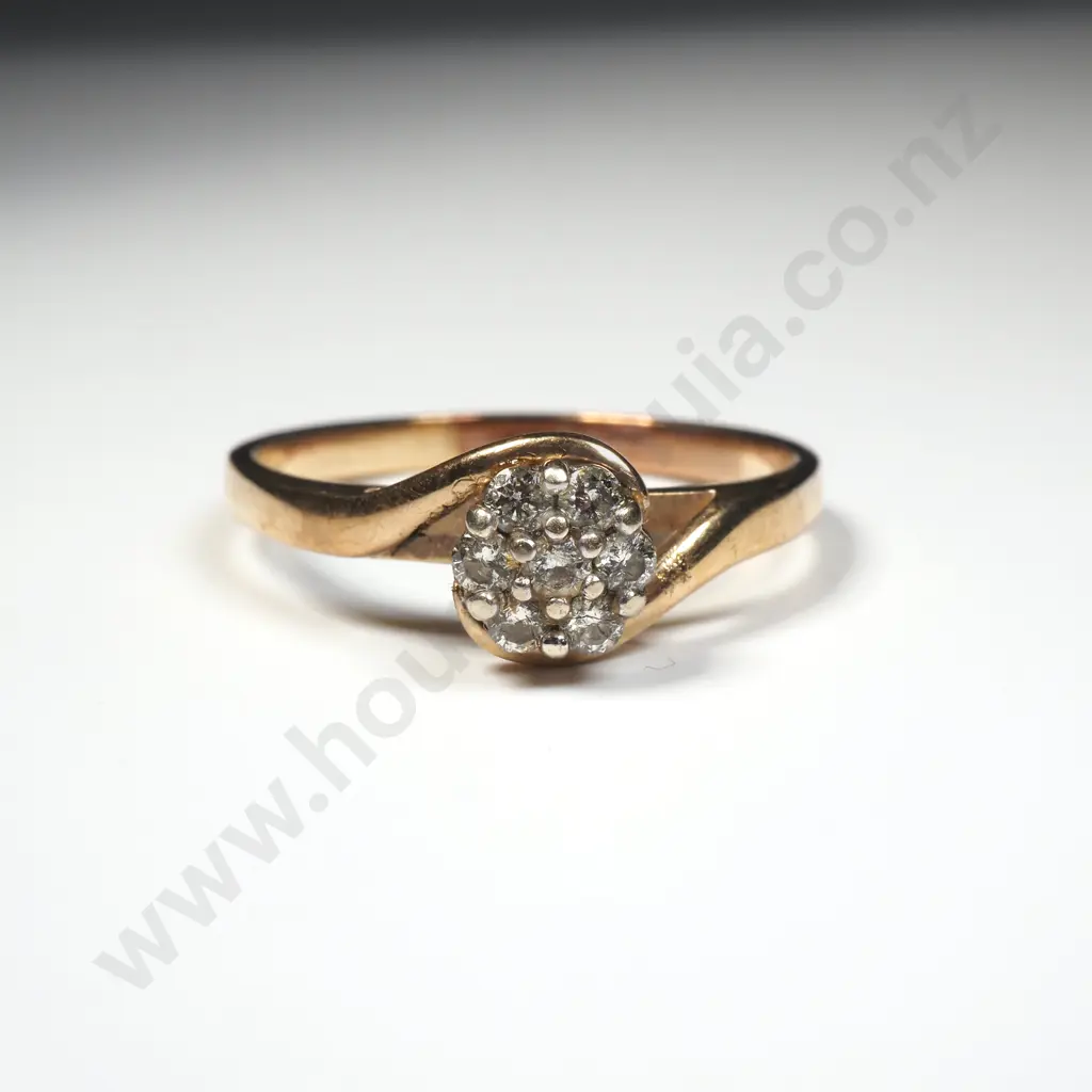 9ct Gold Diamond Cluster Ring Image 1++