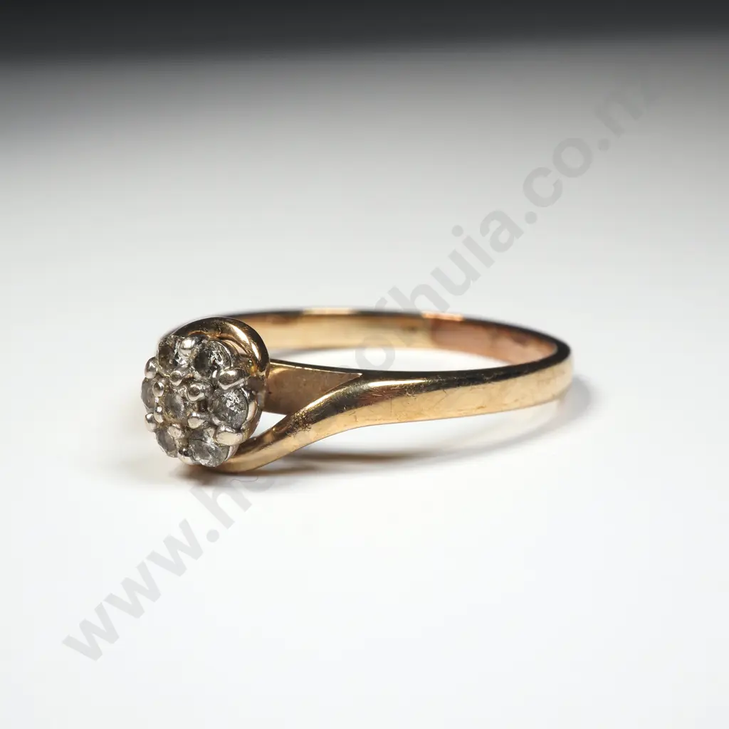 9ct Gold Diamond Cluster Ring Image 1++