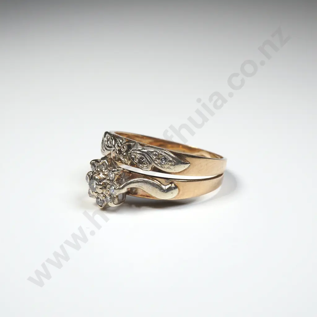 Vintage 9ct Gold & Diamond Ring Image 1++
